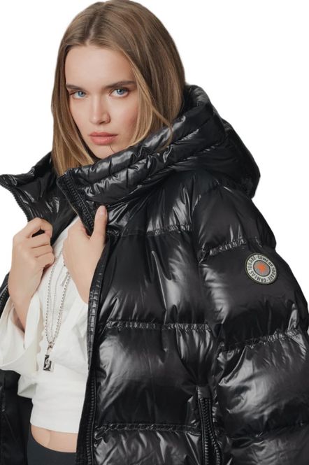 Hovedbilde Erika Black