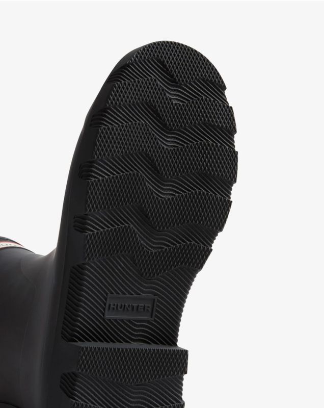 HUNTER UNISEX DOWNPOUR SHORT BOOT BLACK